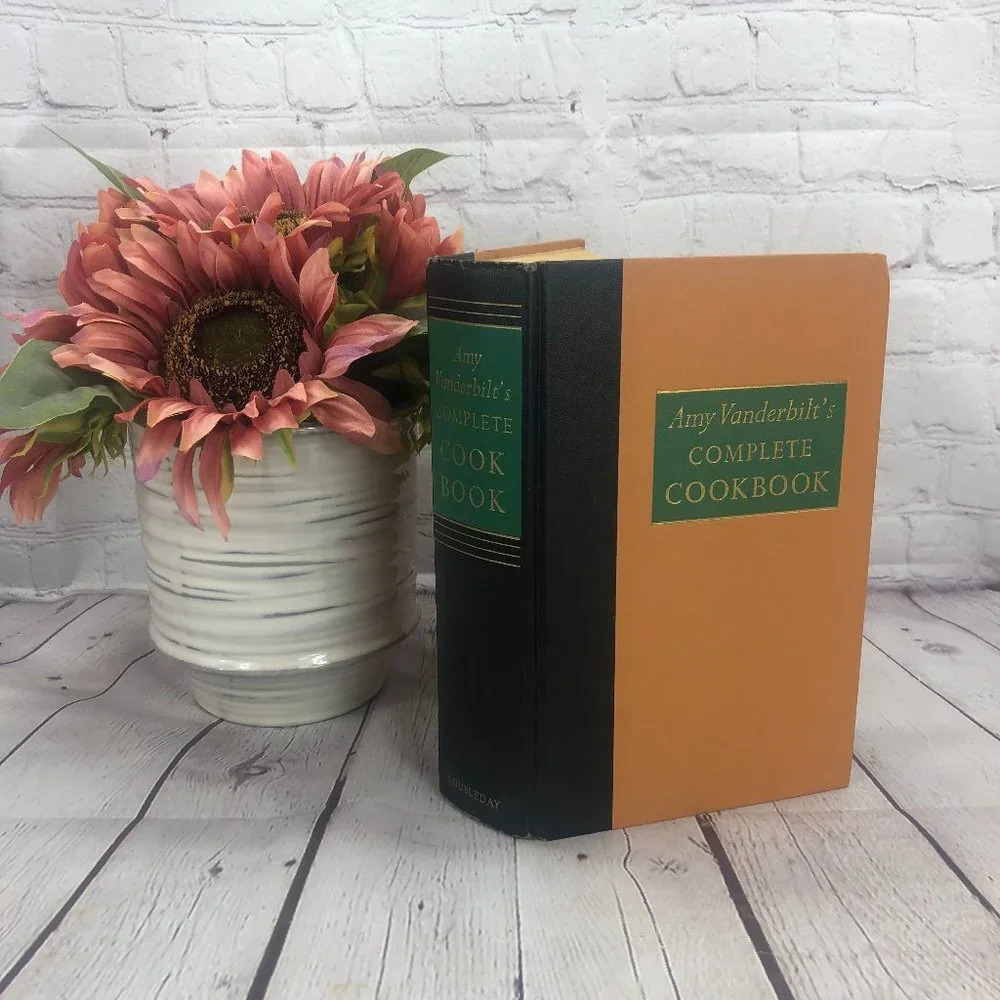vintage amy vanderbilt's complete cookbook 1961